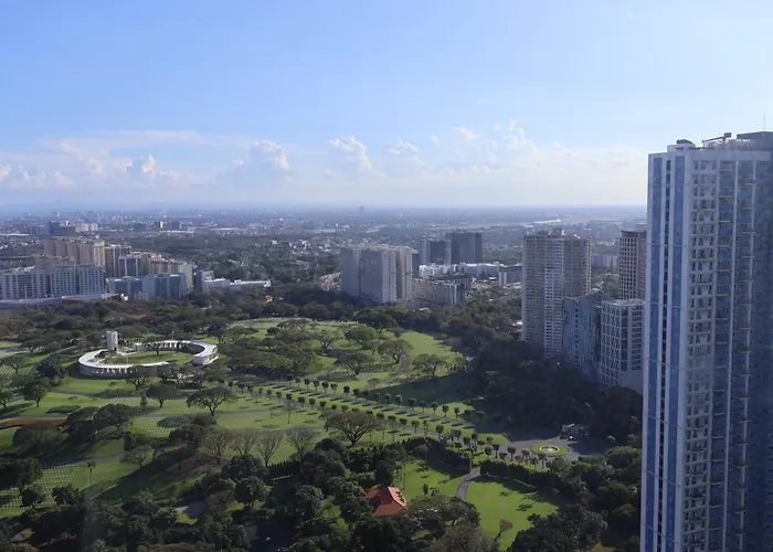 Simple&convience 1br In Bgc Near Hight Street Sm Aura Апартаменты