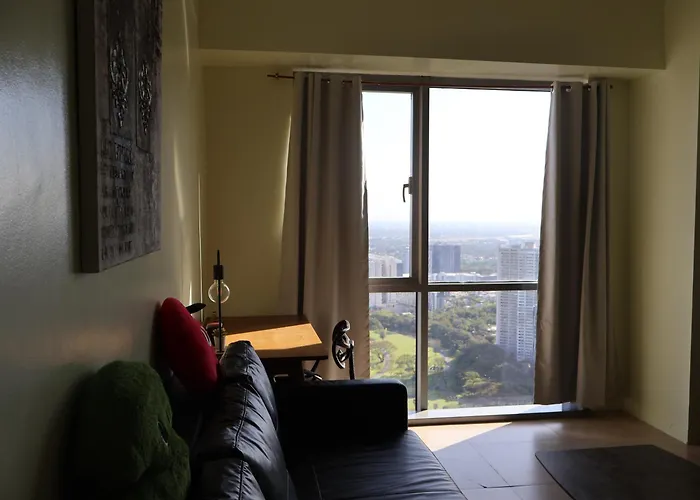 Апартаменты Simple&convience 1br In Bgc Near Hight Street Sm Aura Манила
